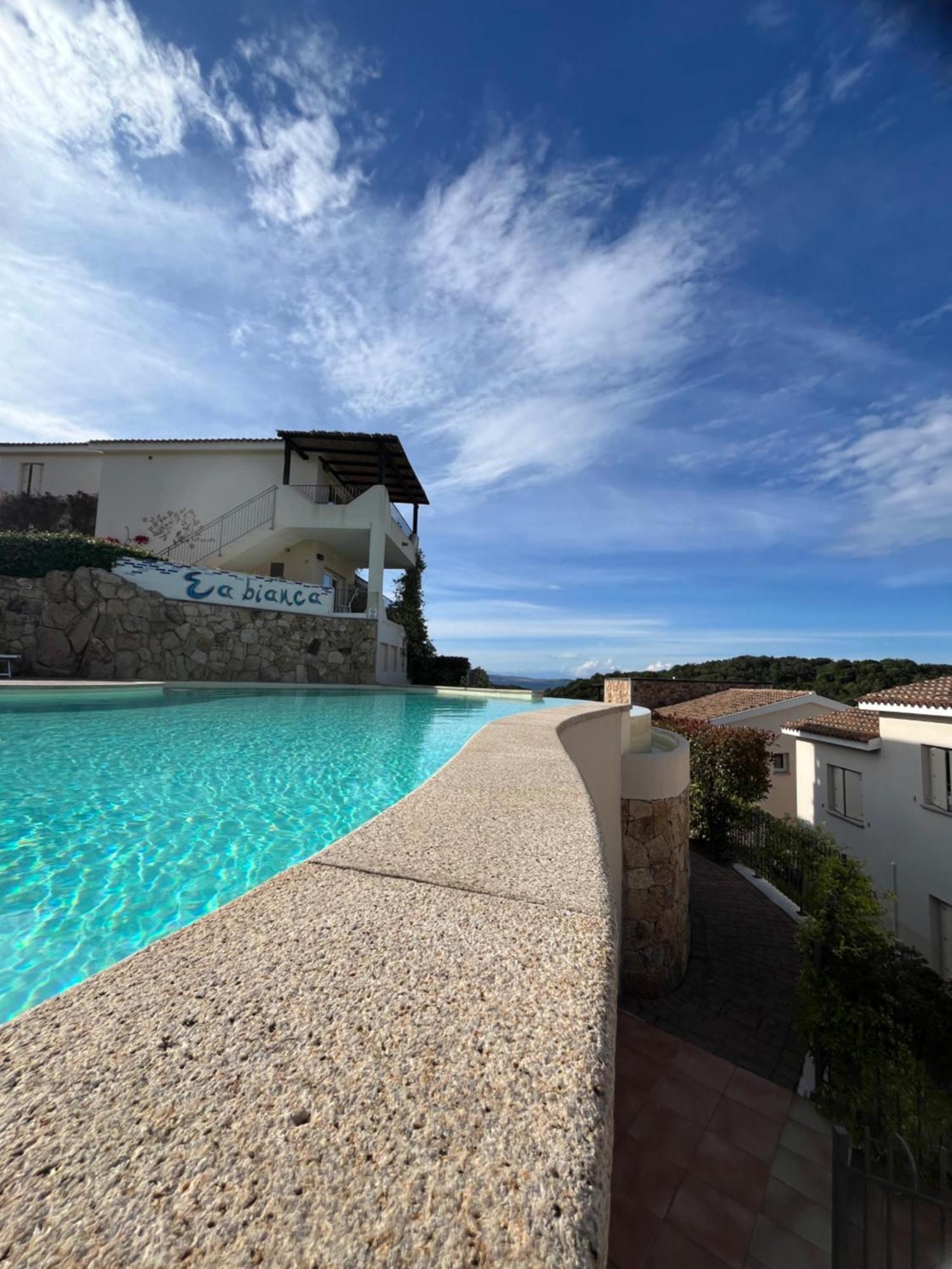 Casa Stella Residence Ea Bianca Baja Sardinia Luaran gambar